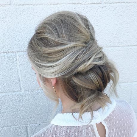 easiest-updos-for-long-hair-43_12 Easiest updos for long hair