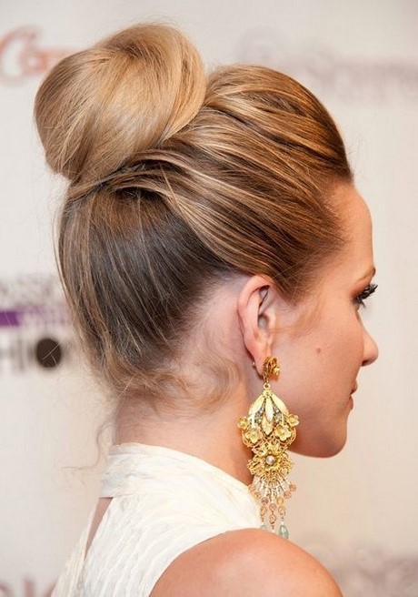 formal-bun-hairstyles-44_15 Formal bun hairstyles