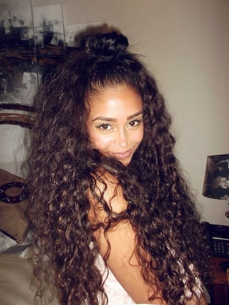 hairstyles-naturally-curly-thick-hair-67_7 Hairstyles naturally curly thick hair