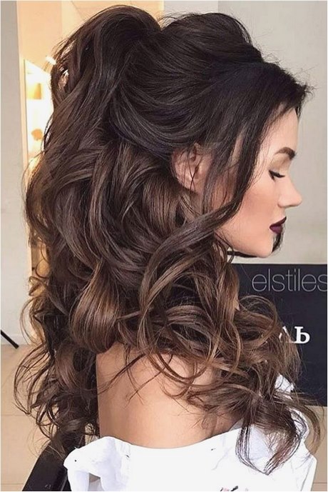 latest-bridesmaid-hairstyles-28_7 Latest bridesmaid hairstyles