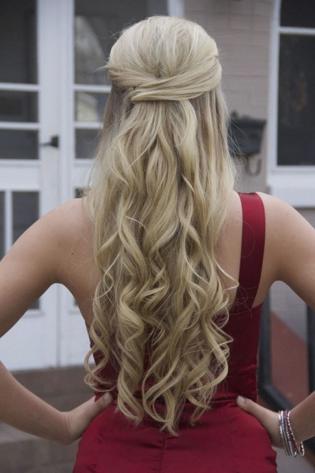 long-curly-prom-hair-69_8 Long curly prom hair
