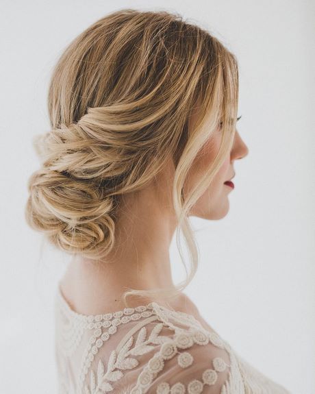 pretty-updo-hairstyles-19_5 Pretty updo hairstyles