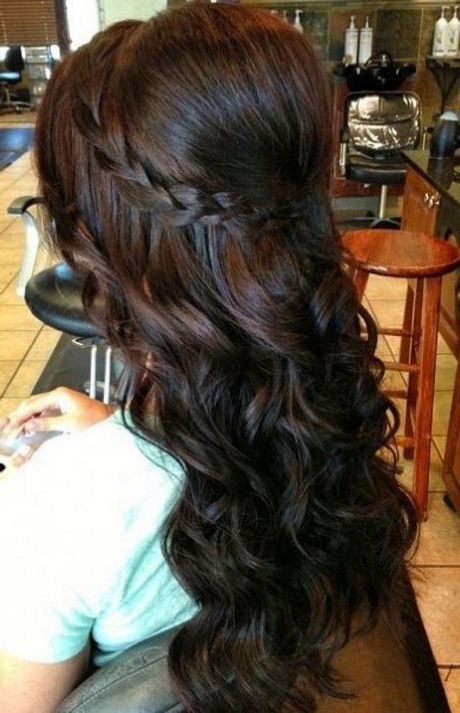 prom-hairstyles-for-long-hair-down-loose-curls-73_7 Prom hairstyles for long hair down loose curls
