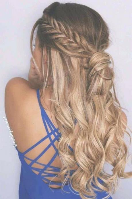 prom-hairstyles-for-long-hair-down-with-braids-81_4 Prom hairstyles for long hair down with braids