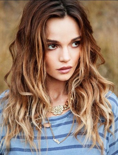 trendy-long-hairstyles-2018-67_4 Trendy long hairstyles 2018