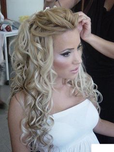 hairstyles-for-long-hair-wedding-day-18_4 Hairstyles for long hair wedding day