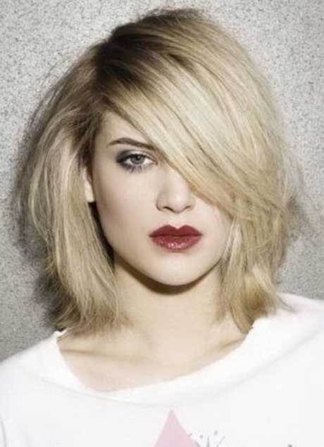 hairstyles-short-medium-56_5 Hairstyles short medium