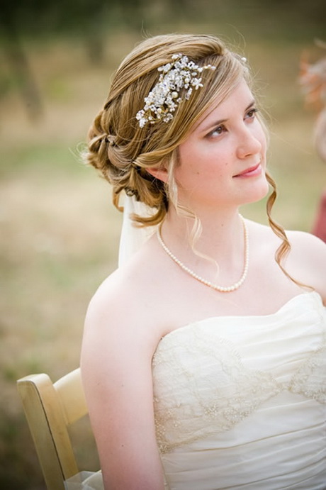 hairstyles-wedding-bride-62_11 Hairstyles wedding bride