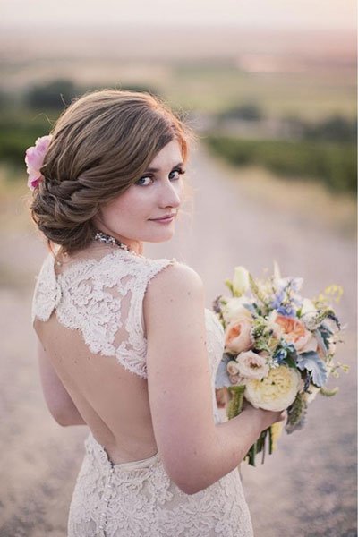pictures-of-brides-hairstyles-87_12 Pictures of brides hairstyles