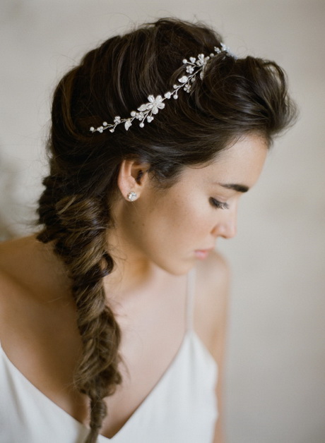 pictures-of-bridesmaid-hairstyles-72_6 Pictures of bridesmaid hairstyles