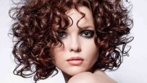 curly-short-hairstyles-2018-45_11 Curly short hairstyles 2018