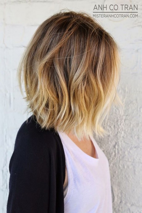 short-to-mid-length-hairstyles-2018-75_18 Short to mid length hairstyles 2018