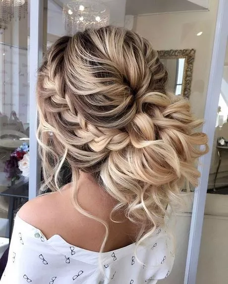 updos-for-long-hair-2024-32-2 Updos for long hair 2024
