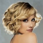 Cuts for short curly hair