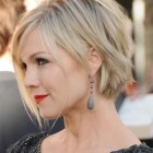 Short hairstyles for ladies with round faces