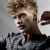 Styles for short curly hair 2022