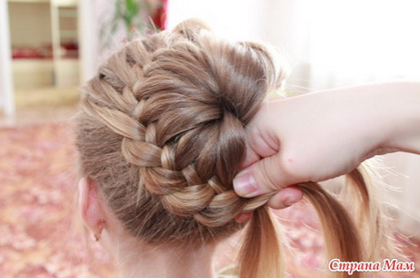 braided-bun-hairstyle-11_9 Braided bun hairstyle