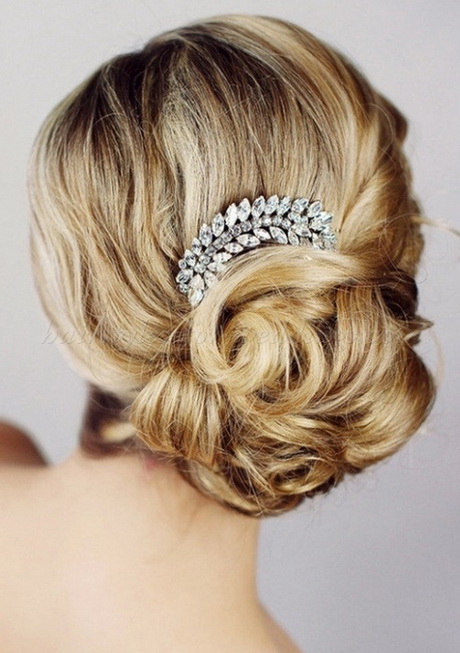 bridal-chignon-hairstyles-48-15 Bridal chignon hairstyles