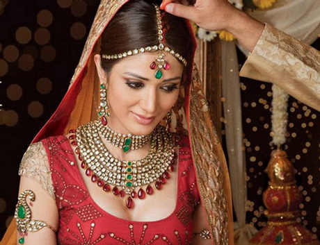 bridal-hairstyle-for-indian-wedding-84_13 Bridal hairstyle for indian wedding