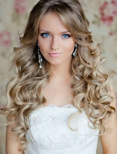 bridal-hairstyles-curls-92-18 Bridal hairstyles curls