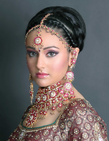 bridal-hairstyles-for-indian-wedding-01_13 Bridal hairstyles for indian wedding