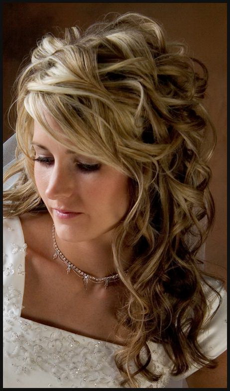 bridal-hairstyles-for-long-curly-hair-85-14 Bridal hairstyles for long curly hair