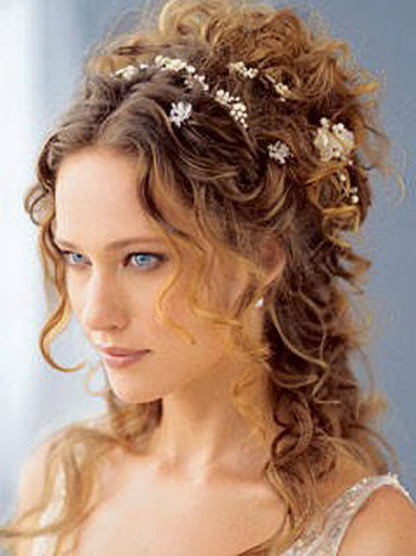 bridal-hairstyles-for-long-curly-hair-85-19 Bridal hairstyles for long curly hair