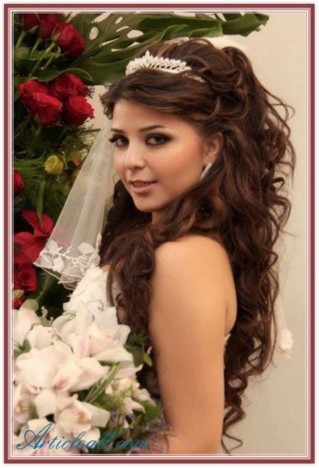 bridal-hairstyles-for-round-faces-76_15 Bridal hairstyles for round faces