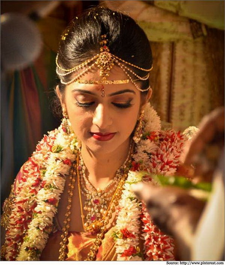 bridal-hairstyles-for-south-indian-wedding-43-15 Bridal hairstyles for south indian wedding