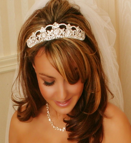 bridal-hairstyles-with-tiara-31_12 Bridal hairstyles with tiara