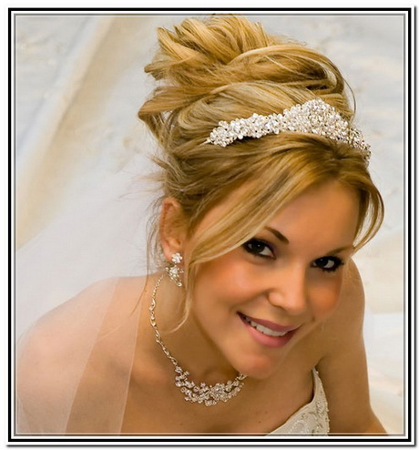 bridal-hairstyles-with-tiara-31_15 Bridal hairstyles with tiara