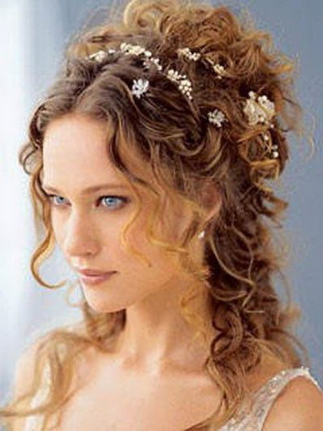 bridal-hairstyles-with-tiaras-86 Bridal hairstyles with tiaras