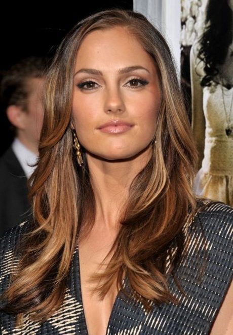 celebrities-with-long-layered-hair-69-11 Celebrities with long layered hair