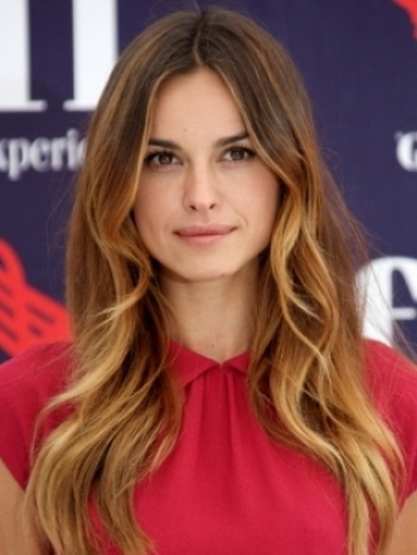 celebrities-with-long-layered-hair-69-4 Celebrities with long layered hair