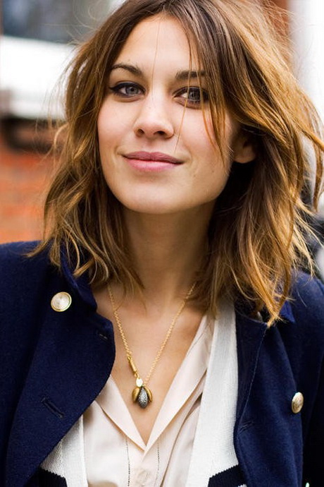 chic-short-hairstyles-women-54_18 Chic short hairstyles women