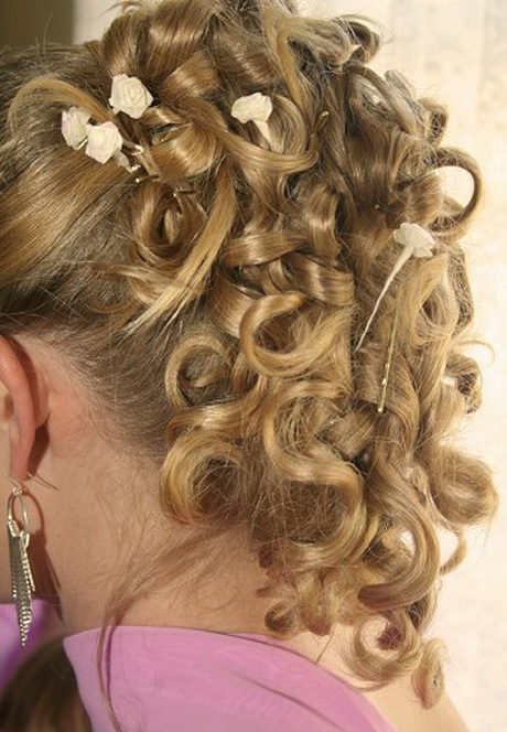 curly-bridesmaid-hair-77_16 Curly bridesmaid hair