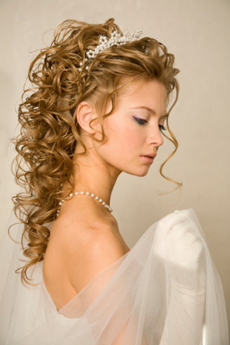 curly-wedding-hair-14_11 Curly wedding hair