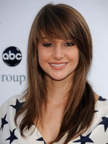 cute-haircuts-for-long-hair-with-side-bangs-66 Cute haircuts for long hair with side bangs