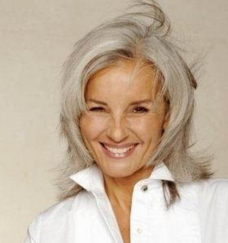 Hairstyles for women 50 years old