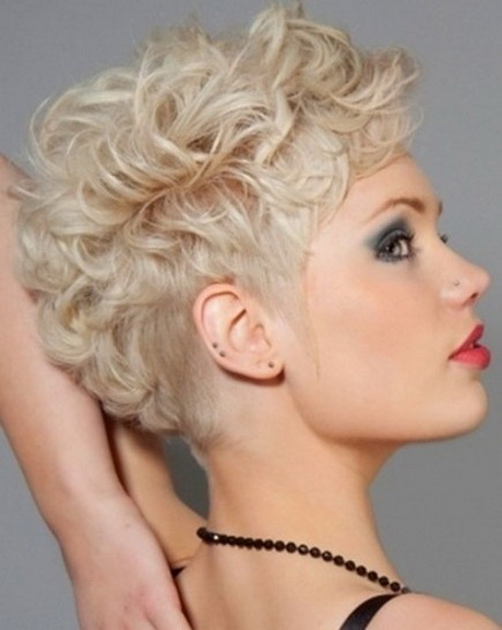 hairstyles-short-curly-hair-women-69_13 Hairstyles short curly hair women