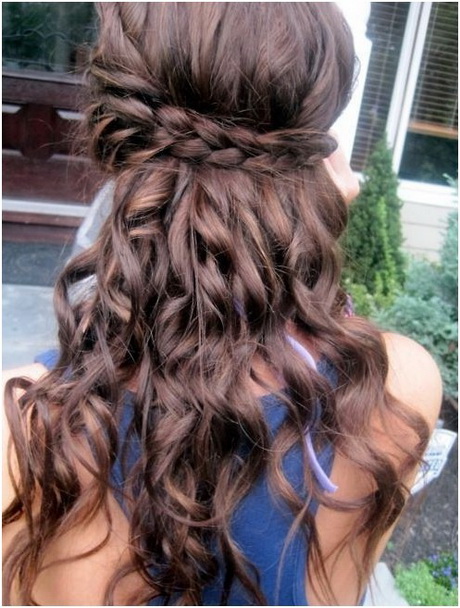 hairstyles-with-braids-and-curls-12 Hairstyles with braids and curls