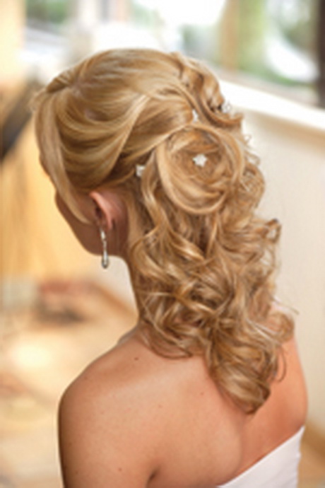 half-up-half-down-bridal-hairstyles-15_6 Half up half down bridal hairstyles