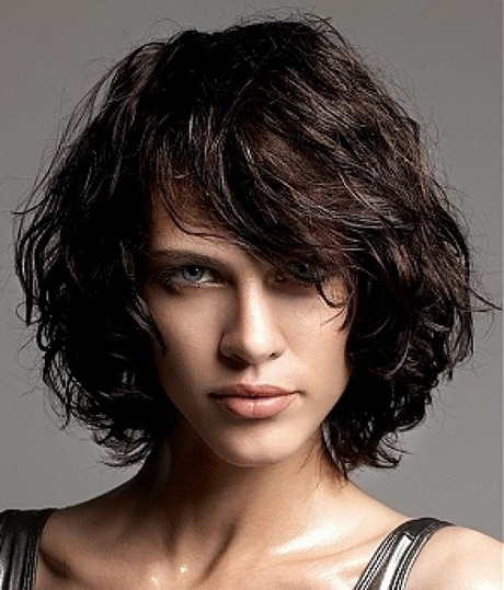 layered-short-curly-hairstyles-25_5 Layered short curly hairstyles