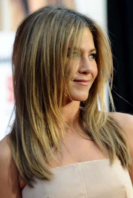 long-to-medium-length-haircuts-83_15 Long to medium length haircuts