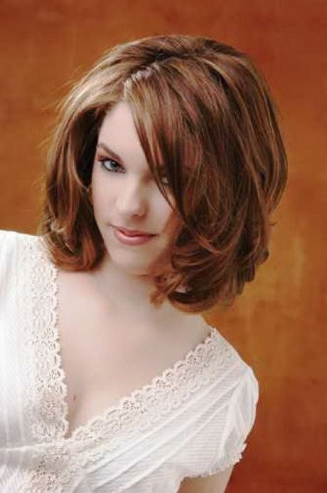 medium-length-haircuts-for-thick-wavy-hair-80_5 Medium length haircuts for thick wavy hair