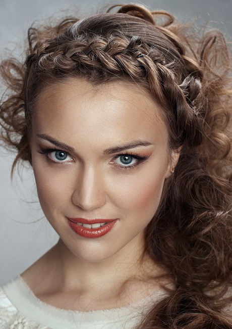 pictures-of-french-braid-hairstyles-98_11 Pictures of french braid hairstyles