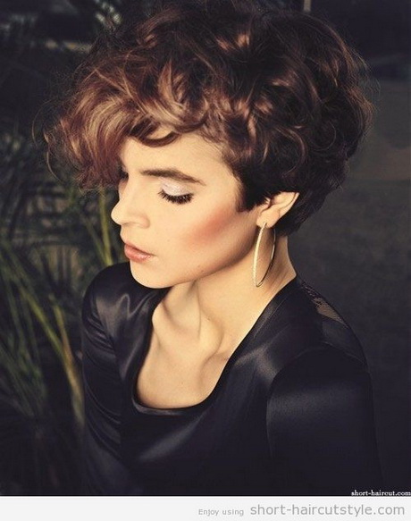 pictures-of-very-short-curly-hairstyles-85_4 Pictures of very short curly hairstyles