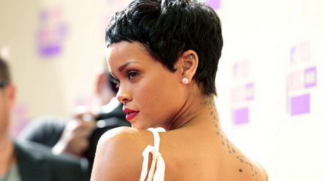 rihanna-pixie-haircut-61 Rihanna pixie haircut