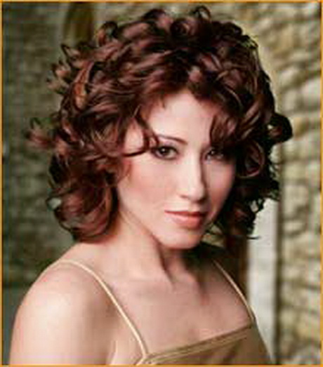 short-curly-hairstyle-ideas-41_15 Short curly hairstyle ideas