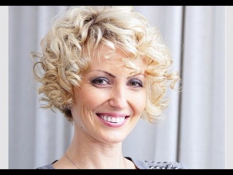 short-hair-styles-for-women-over-70-62_11 Short hair styles for women over 70